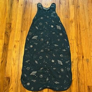 Woolino 2-4 year sleep sack. Excellent, barely used condition, “space” print! 🚀